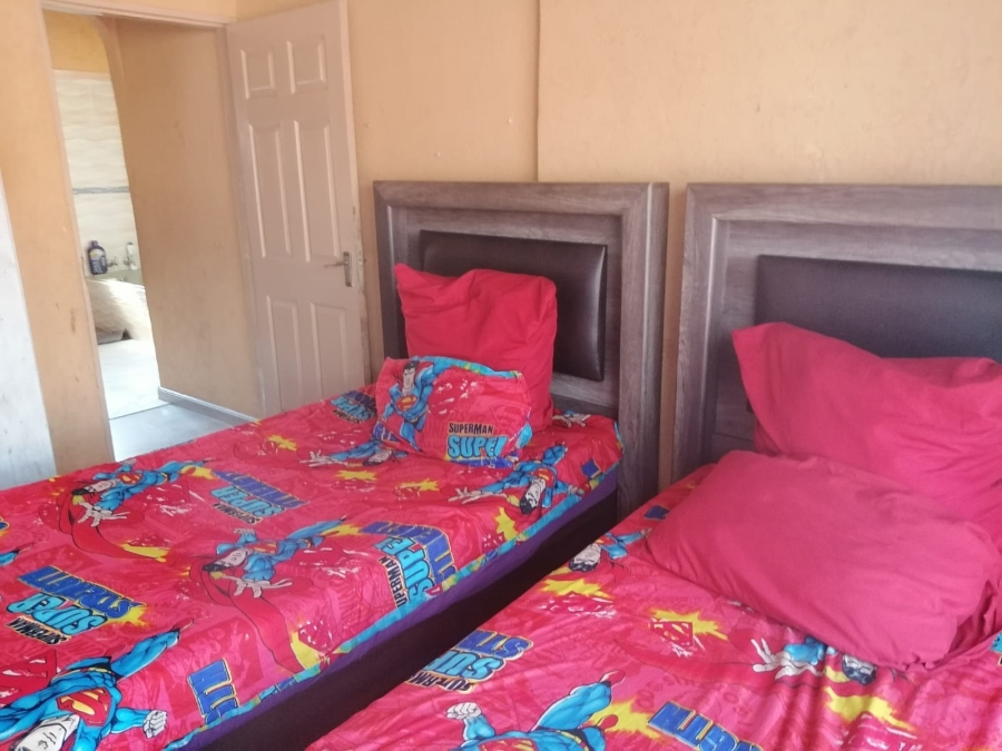 4 Bedroom Property for Sale in Tlhabane West North West